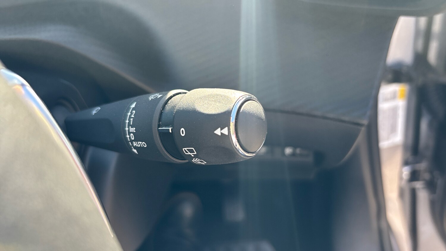 Used Peugeot 2008 2023 for sale - 78105420: Photo 32