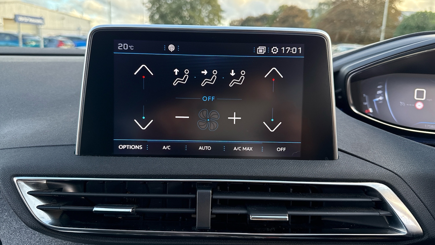 Used Peugeot 3008 2020 for sale - 76470891: Photo 12