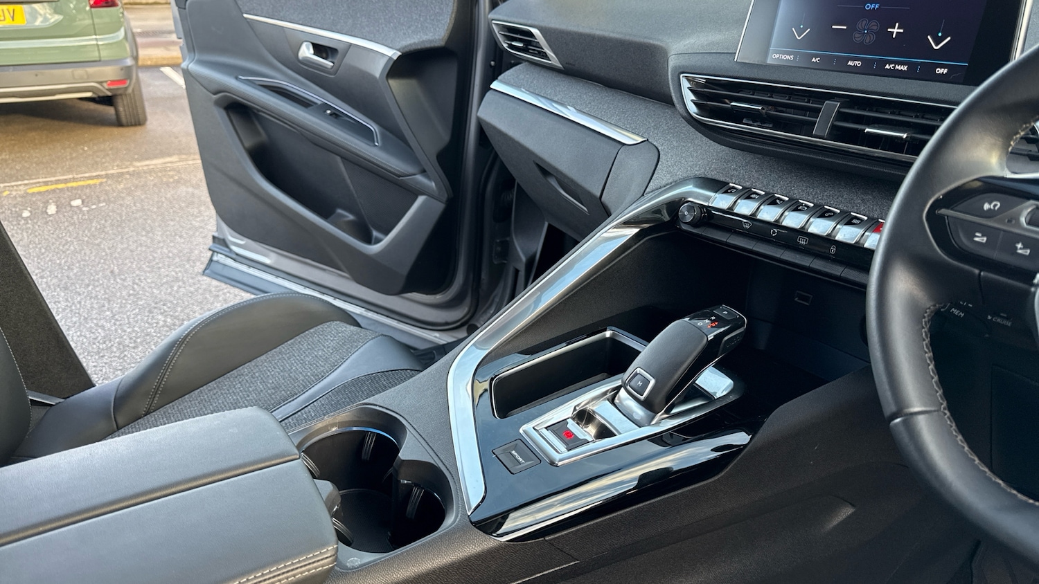 Used Peugeot 3008 2020 for sale - 76470891: Photo 14