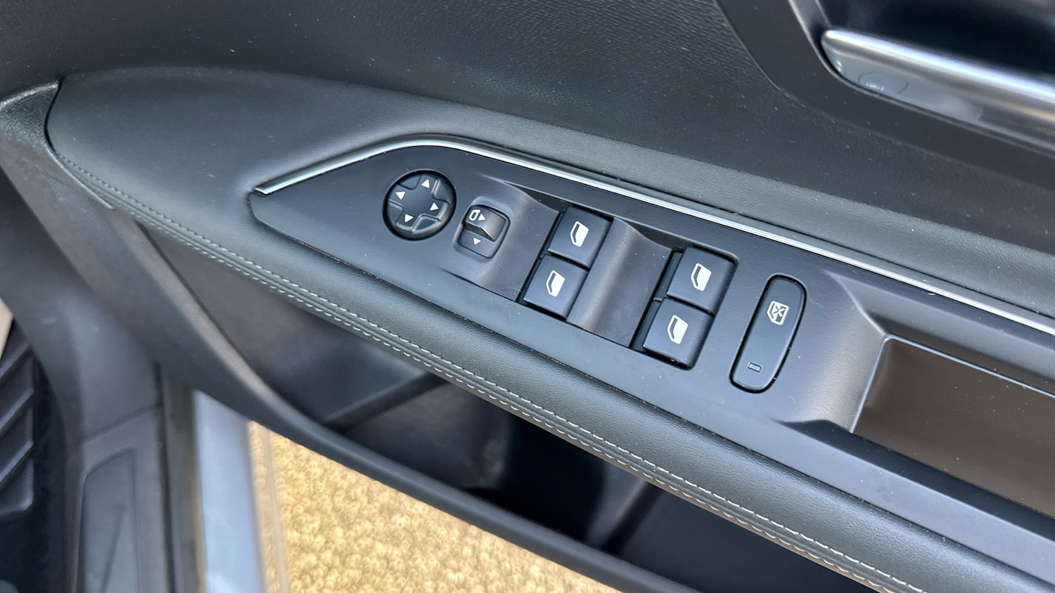 Used Peugeot 3008 2020 for sale - 76470891: Photo 21