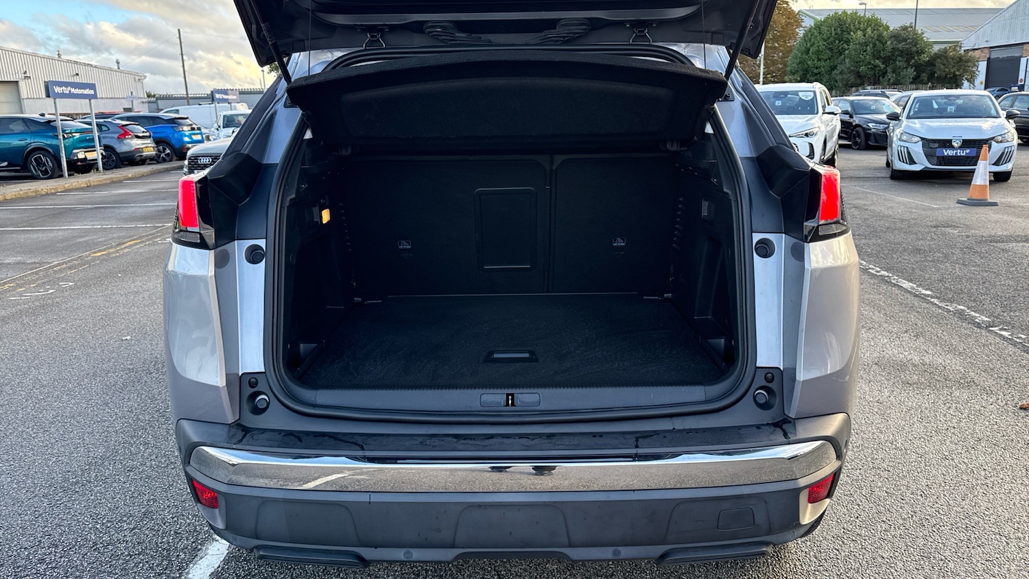 Used Peugeot 3008 2020 for sale - 76470891: Photo 4