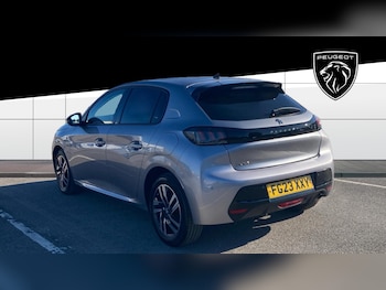 Used Peugeot 208 2023 for sale - 76028036: Photo 2