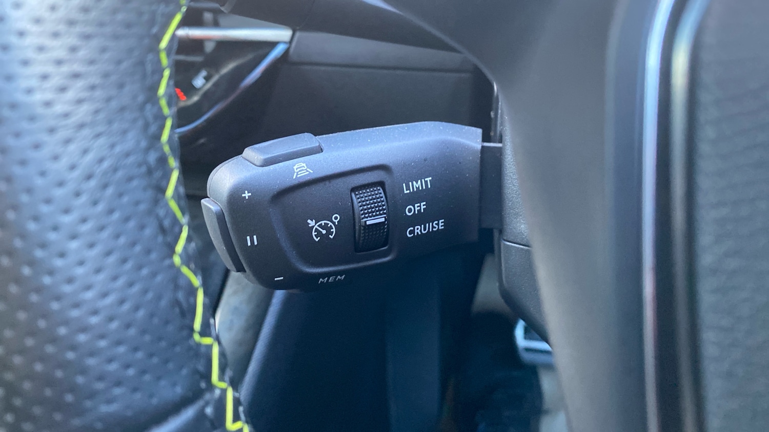 Used Peugeot 2008 2022 for sale - 77350289: Photo 23