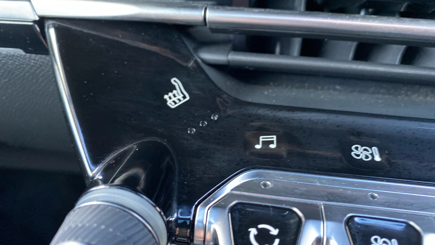 Used Peugeot 2008 2022 for sale - 77350289: Photo 28