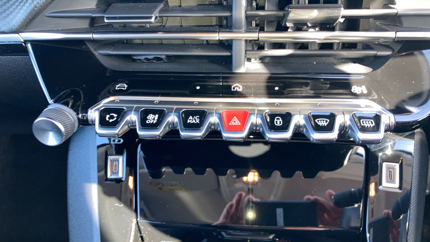 Used Peugeot 208 2024 for sale - 77902282: Photo 23