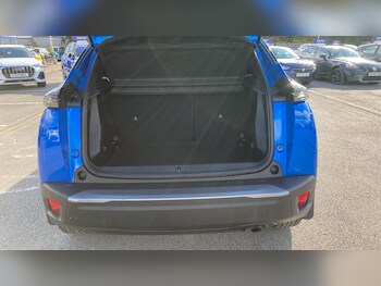 Used Peugeot 2008 2023 for sale - 75921660: Photo