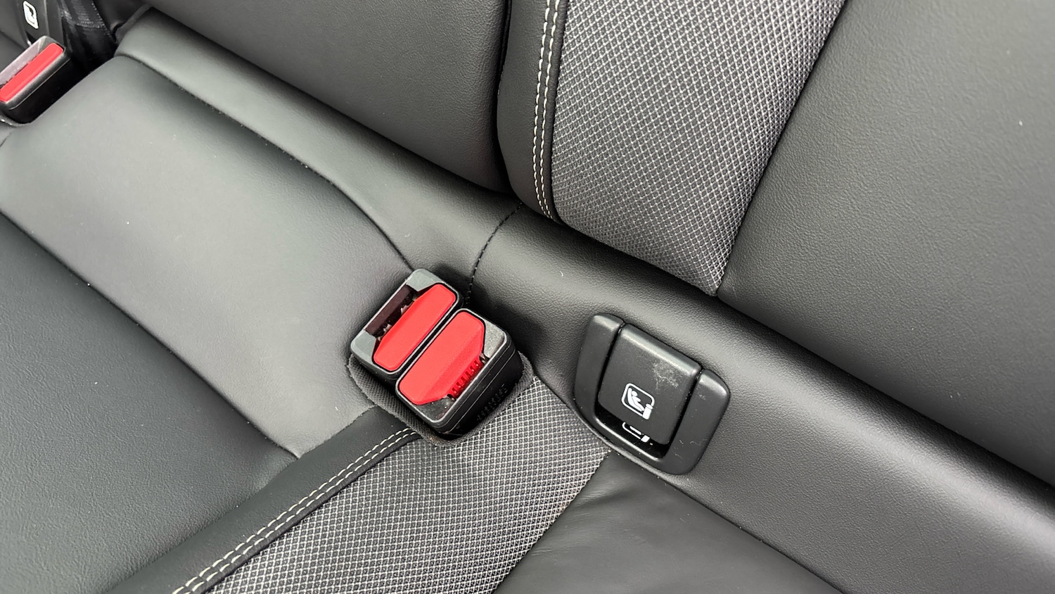 Used Volvo XC60 2021 for sale - 76477118: Photo 17