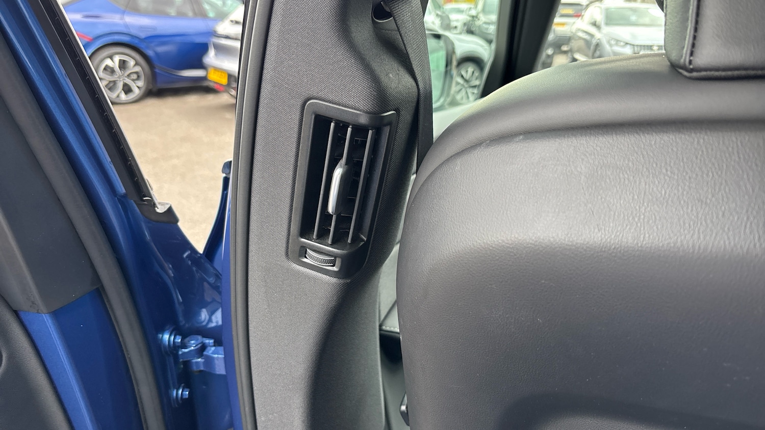 Used Volvo XC60 2021 for sale - 76477118: Photo 30