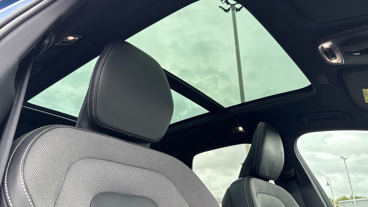 Used Volvo XC60 2021 for sale - 76477118: Photo 34