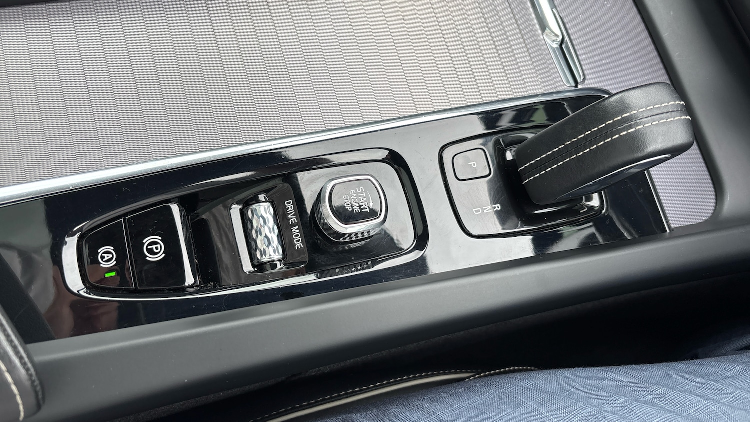 Used Volvo XC60 2021 for sale - 76477118: Photo 41