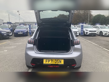 Used Peugeot 208 2021 for sale - 76311289: Photo 4