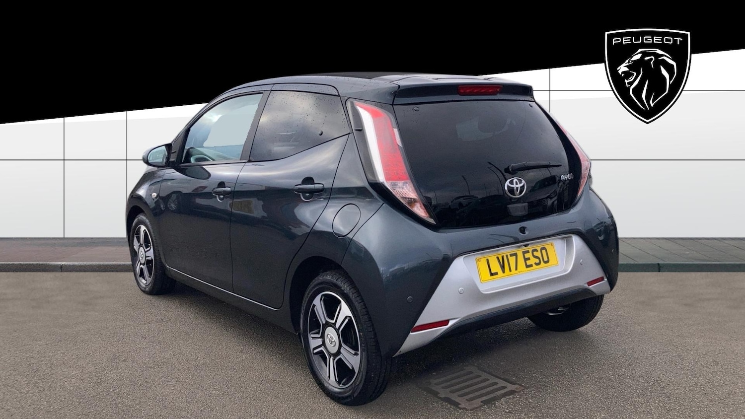 Used Toyota AYGO 2017 for sale - 77446109: Photo 2