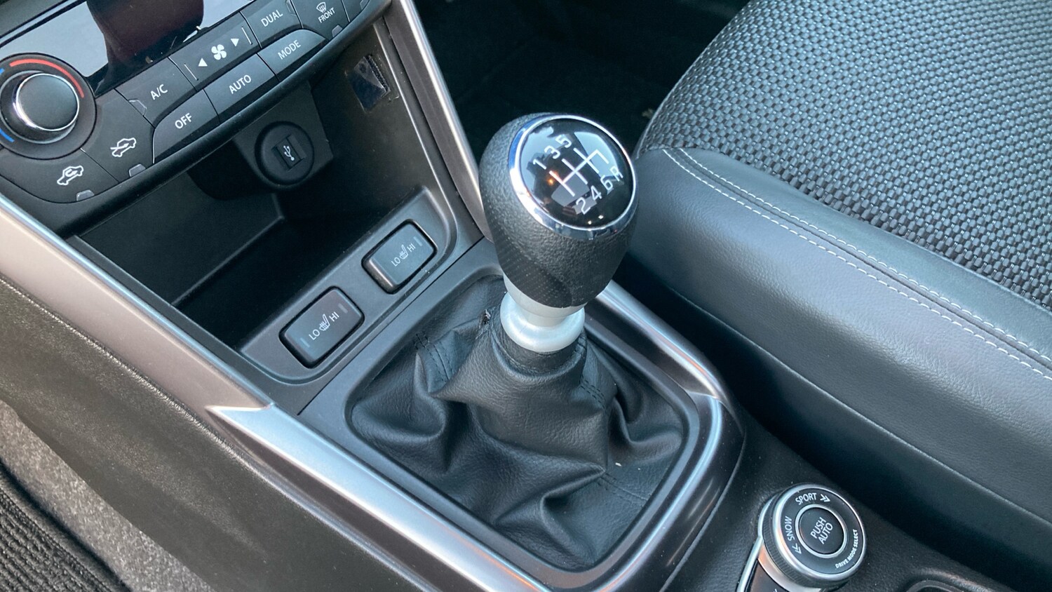 Used Suzuki SX4 S-Cross 2022 for sale - 76602713: Photo 13