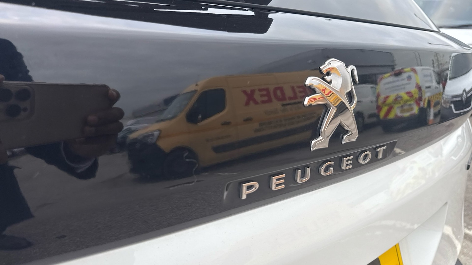 Used Peugeot 3008 2019 for sale - 76534280: Photo 23