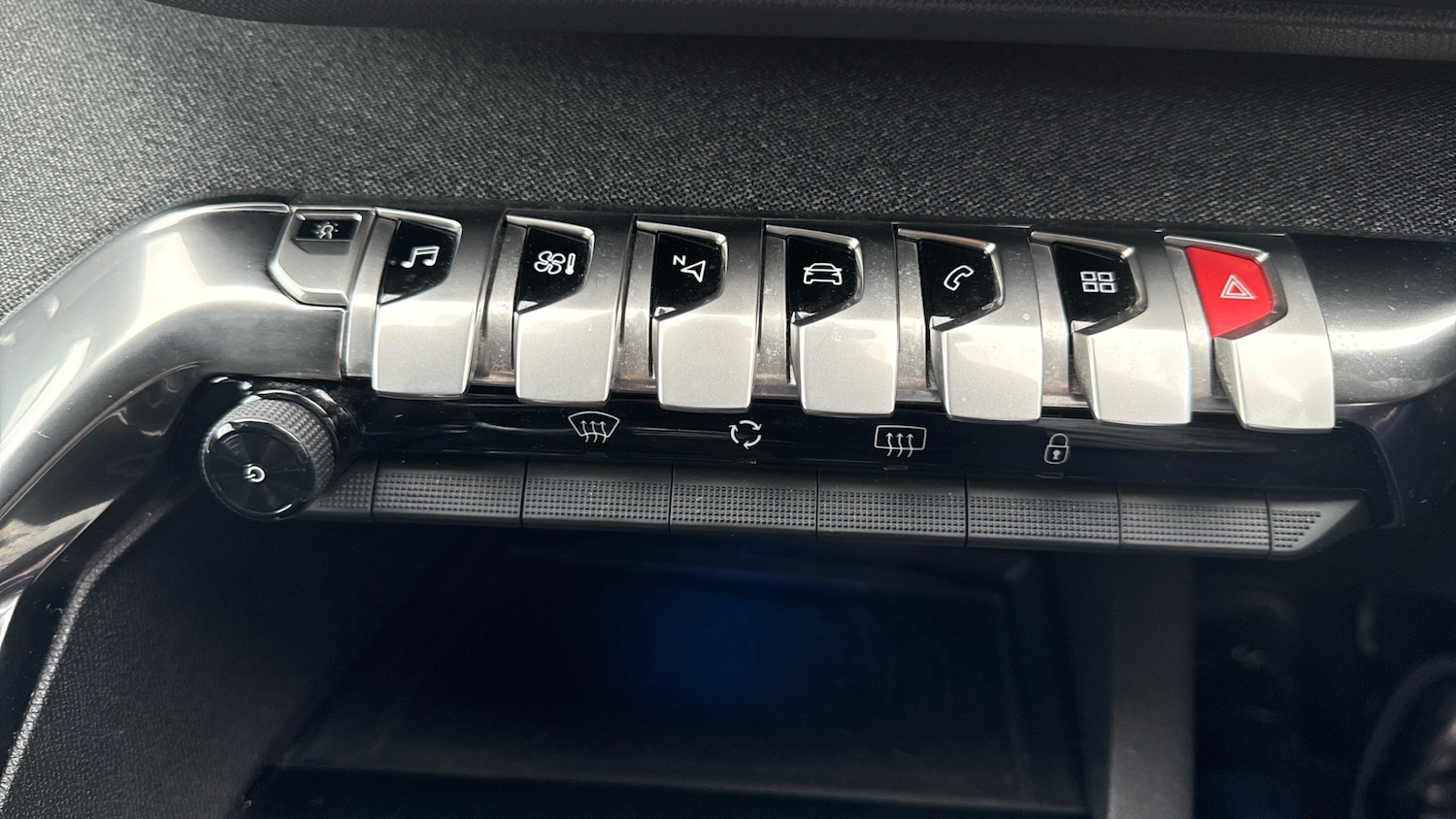 Used Peugeot 3008 2019 for sale - 76534280: Photo 36