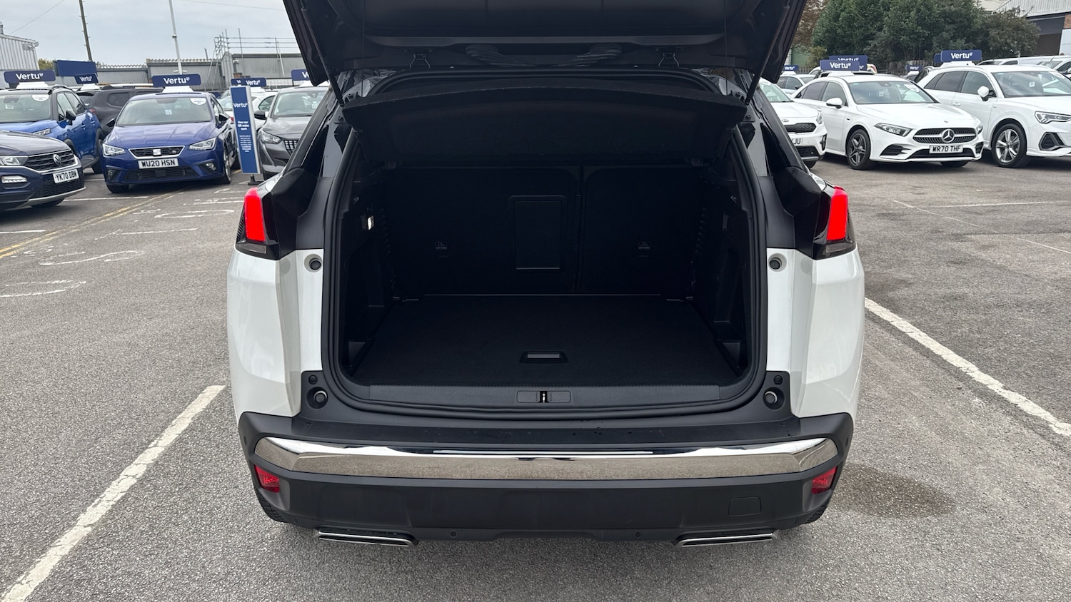 Used Peugeot 3008 2019 for sale - 76534280: Photo 4