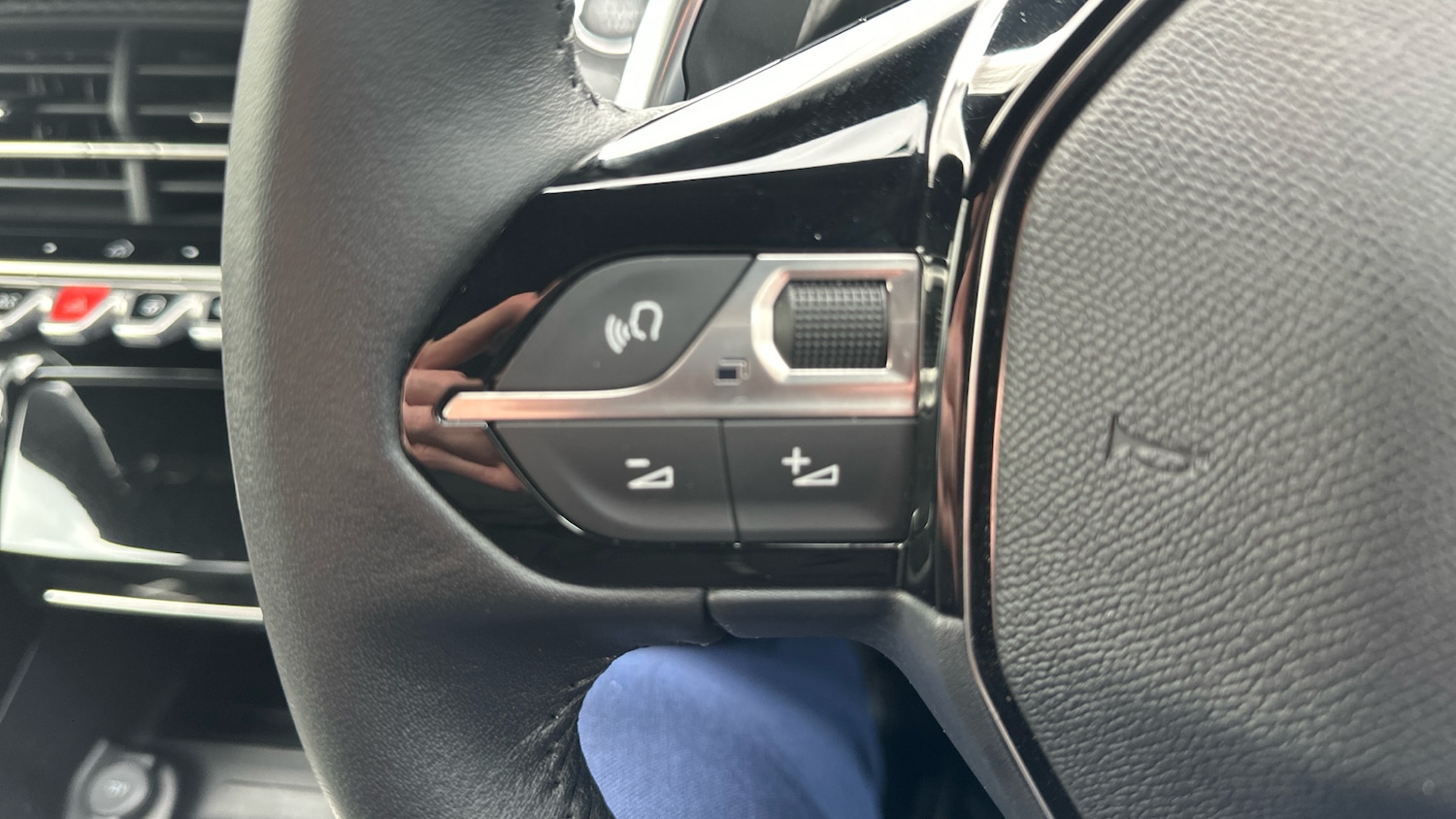 Used Peugeot 2008 2025 for sale - 77662461: Photo 33