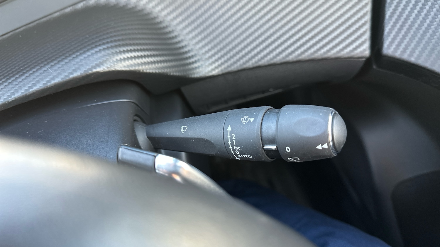 Used Peugeot 2008 2023 for sale - 76948172: Photo 32