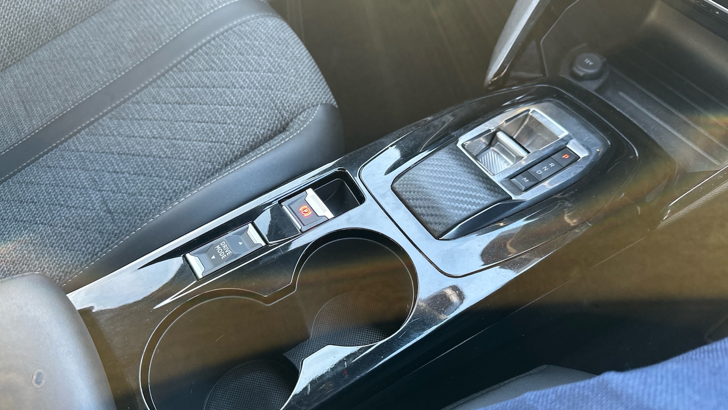 Used Peugeot 2008 2023 for sale - 76948172: Photo 35