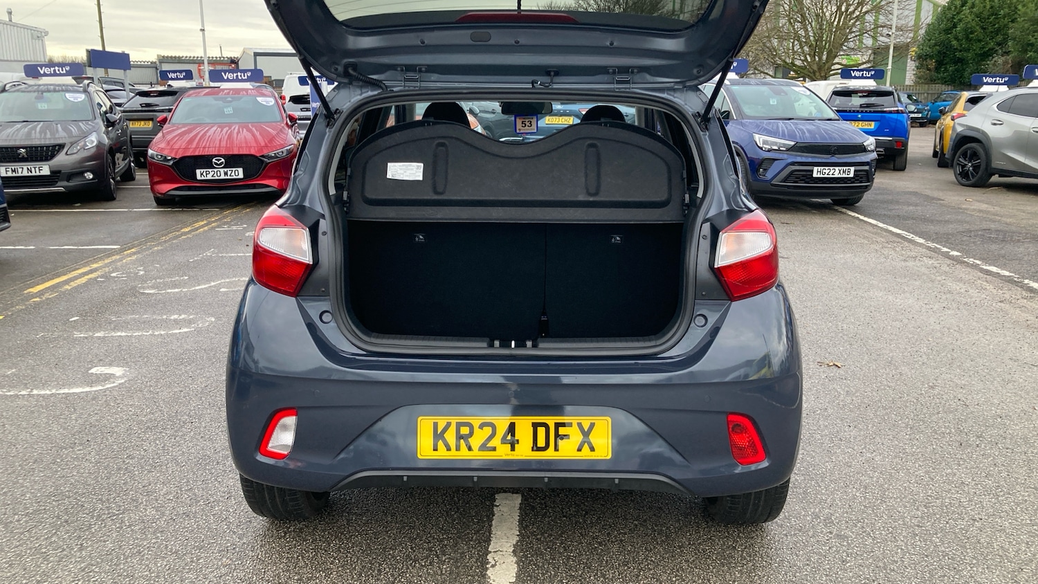 Used Hyundai i10 2024 for sale - 76835270: Photo 4