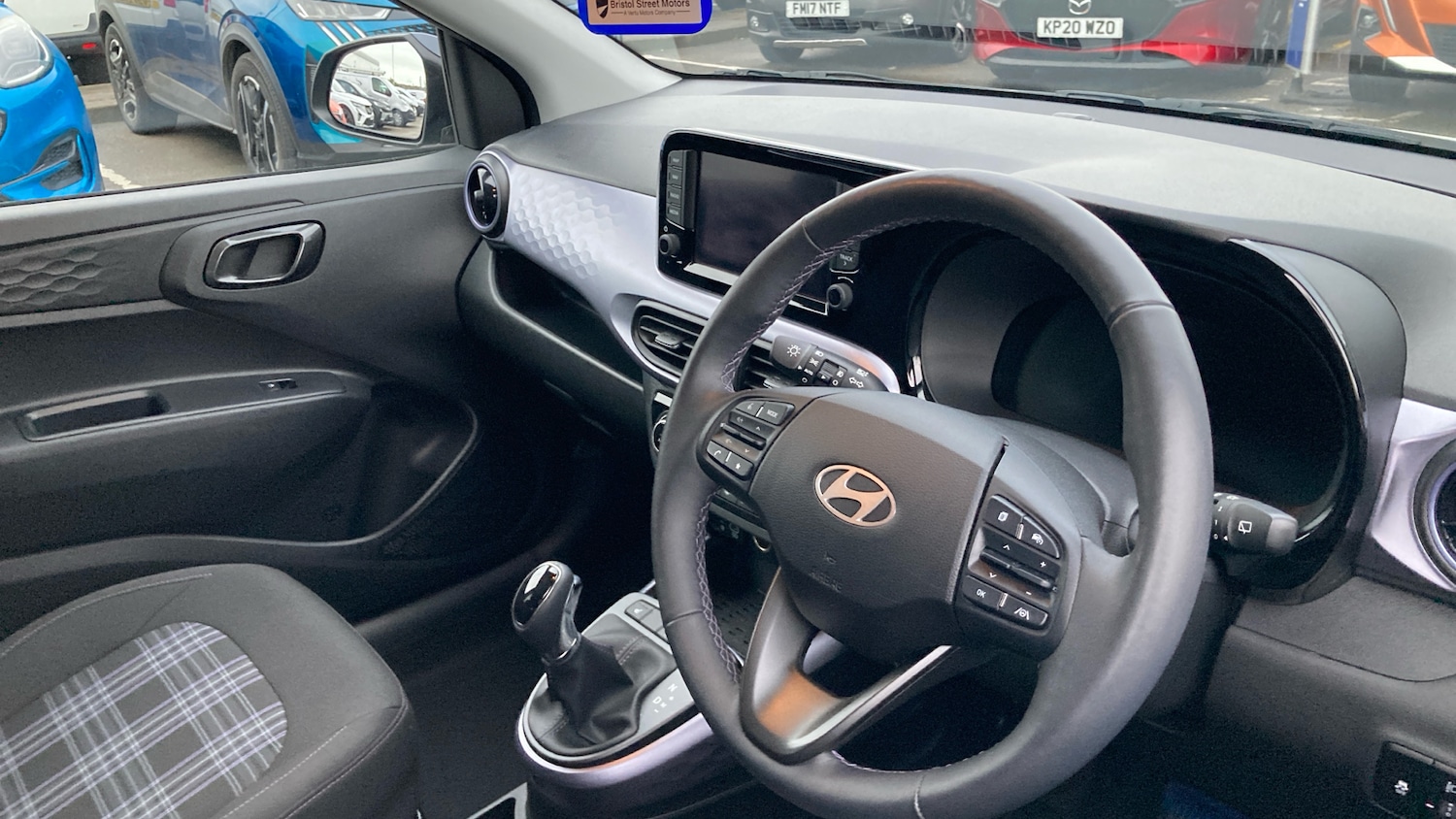 Used Hyundai i10 2024 for sale - 76835270: Photo 9