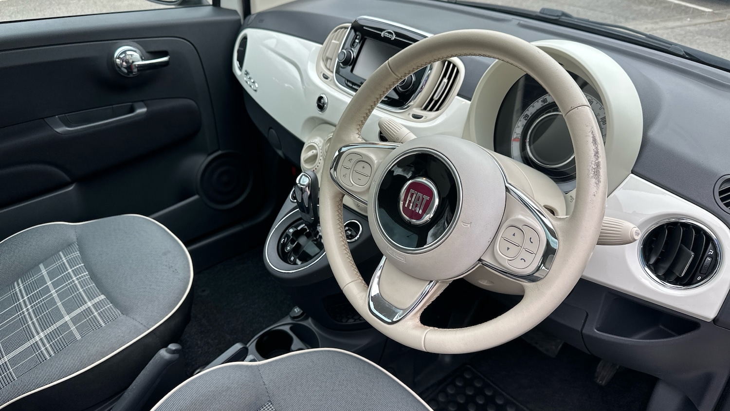 Used Fiat 500 2016 for sale - 78108176: Photo 11