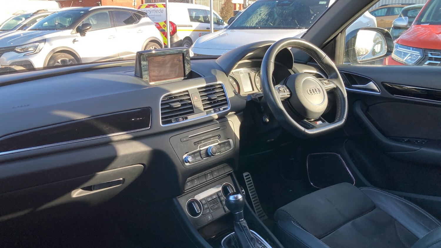 Used Audi Q3 2018 for sale - 77516328: Photo 9