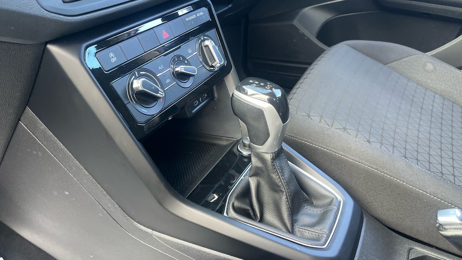 Used Volkswagen T-Cross 2022 for sale - 77423231: Photo 13