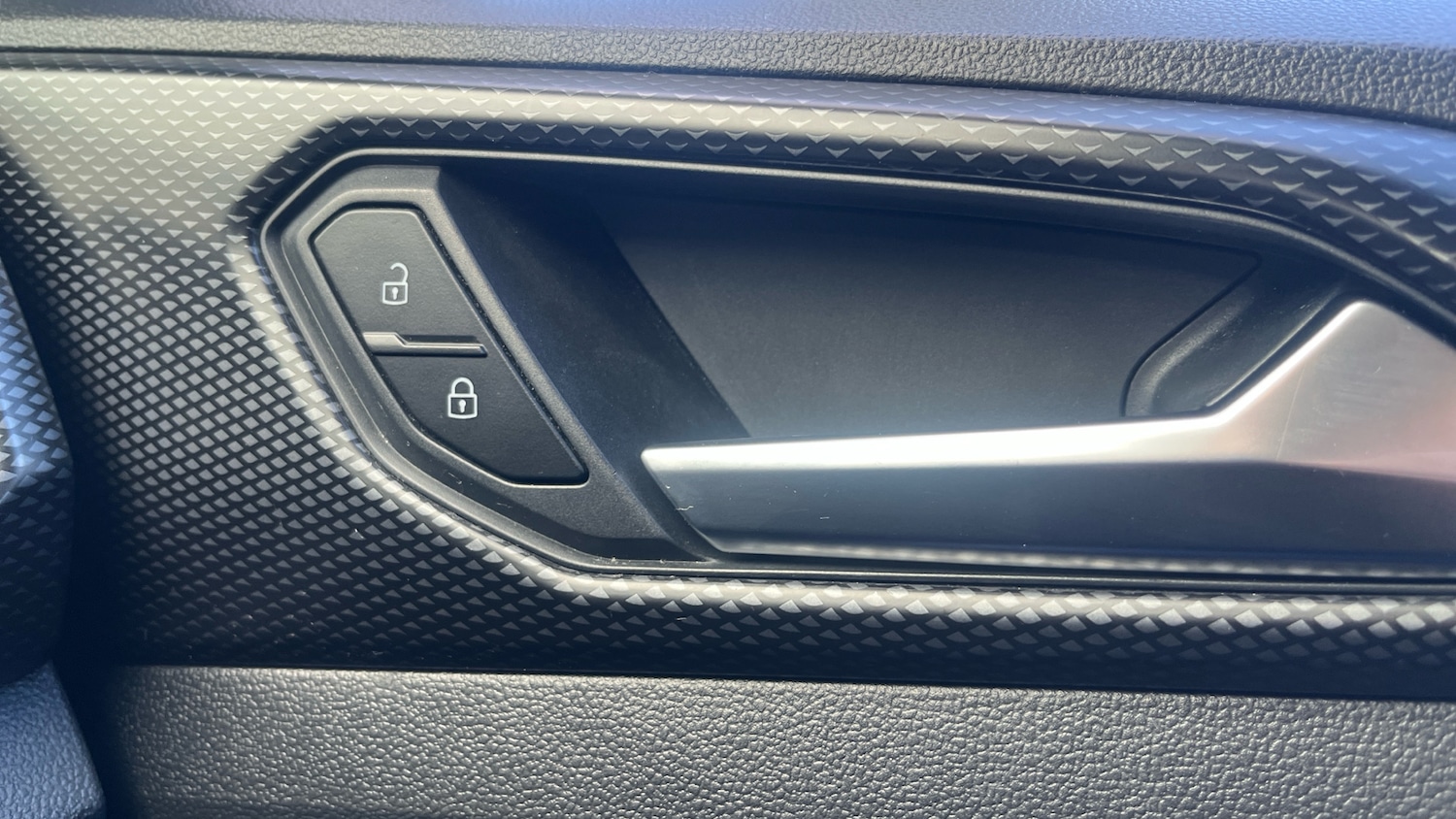 Used Volkswagen T-Cross 2022 for sale - 77423231: Photo 27