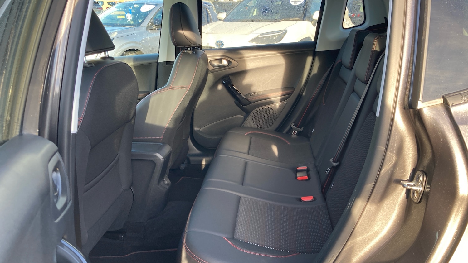 Used Peugeot 2008 2017 for sale - 76706333: Photo 16