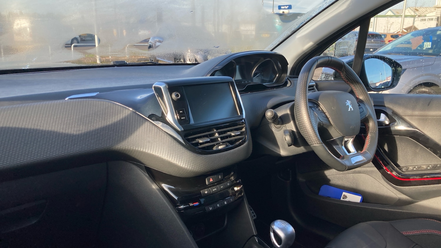 Used Peugeot 2008 2017 for sale - 76706333: Photo 9