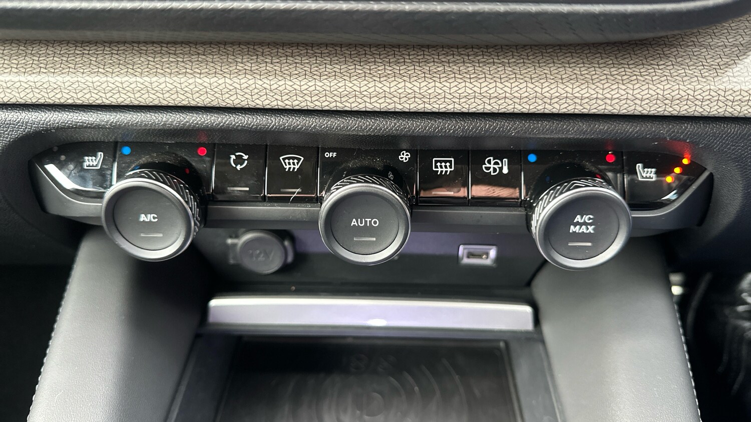 Used Citroen C5 X 2022 for sale - 78121775: Photo 28