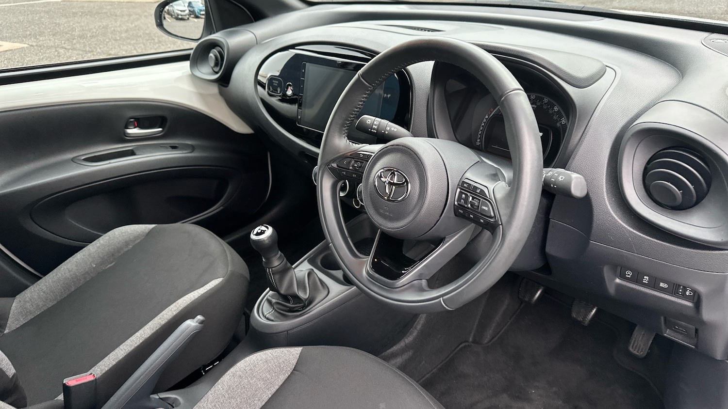 Used Toyota Aygo X 2024 for sale - 76946744: Photo 11