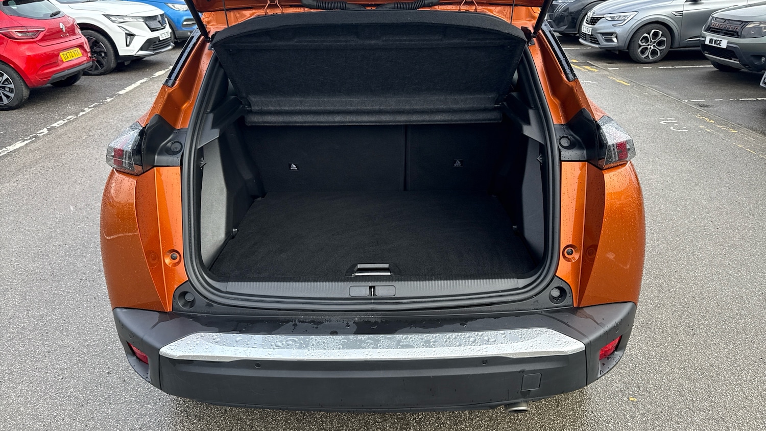 Used Peugeot 2008 2022 for sale - 77446119: Photo 4