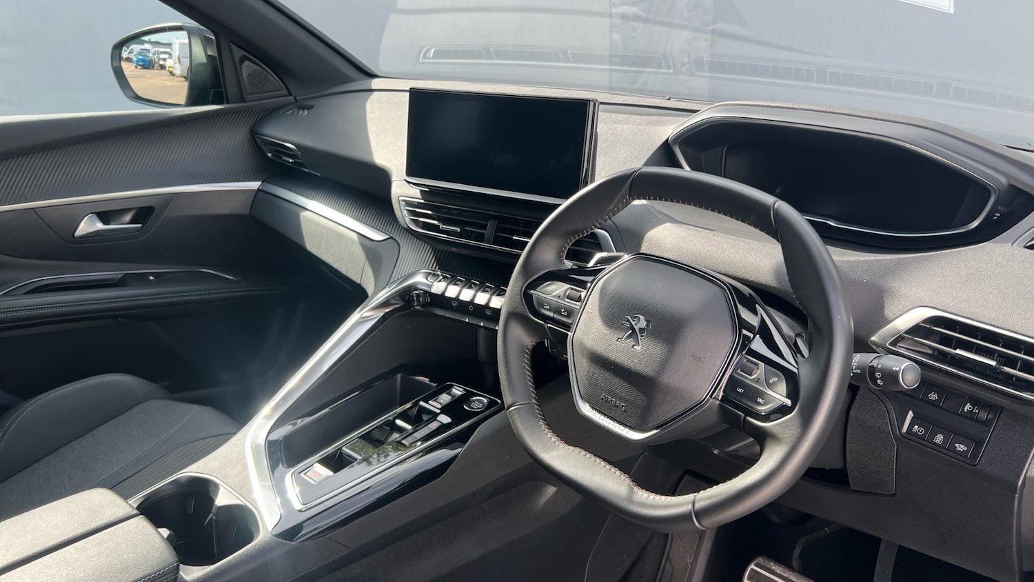 Used Peugeot 3008 2024 for sale - 76895209: Photo 11