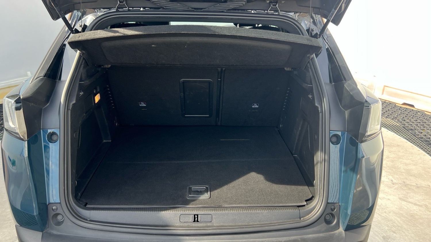 Used Peugeot 3008 2024 for sale - 76895209: Photo 4