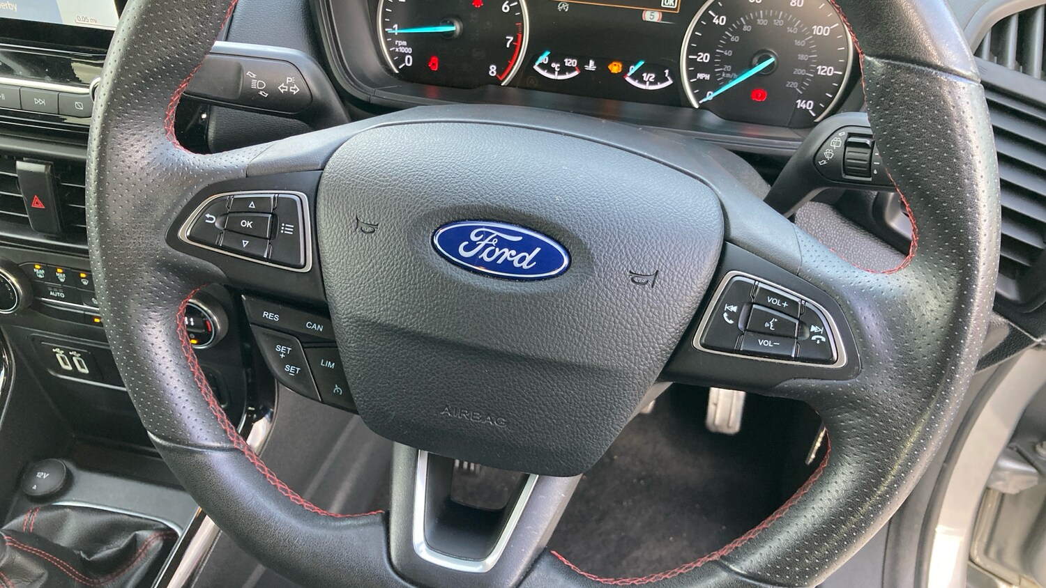 Used Ford Ecosport 2020 for sale - 76627839: Photo 26