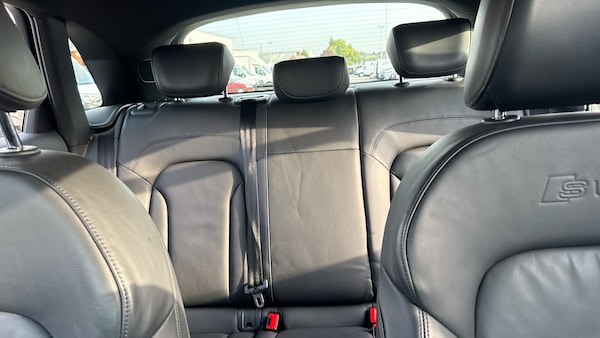 Used Audi Q3 2016 for sale - 76114158: Photo 15