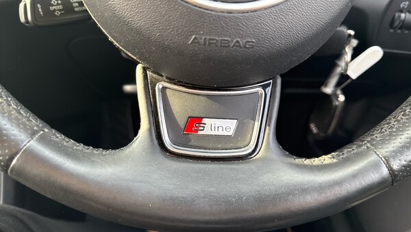 Used Audi Q3 2016 for sale - 76114158: Photo 32