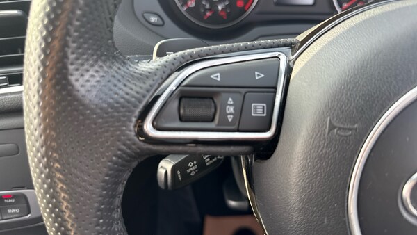 Used Audi Q3 2016 for sale - 76114158: Photo 40