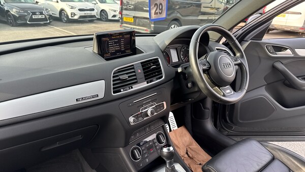 Used Audi Q3 2016 for sale - 76114158: Photo 9