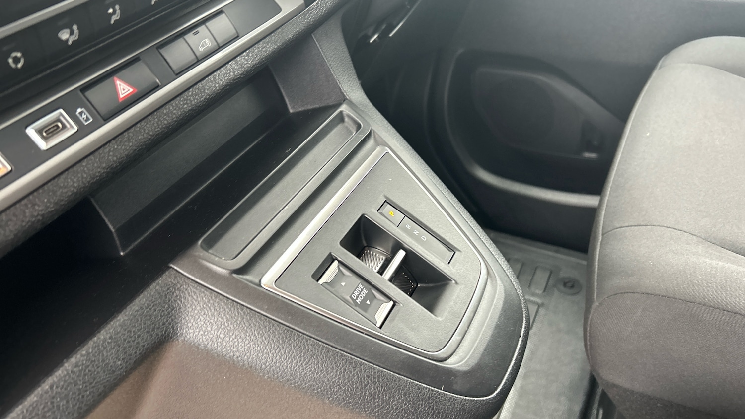 Used Peugeot Expert 2025 for sale - 77502525: Photo 13