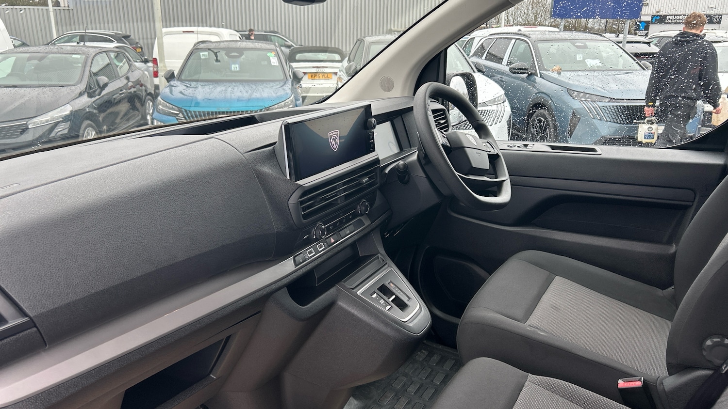 Used Peugeot Expert 2025 for sale - 77502525: Photo 9