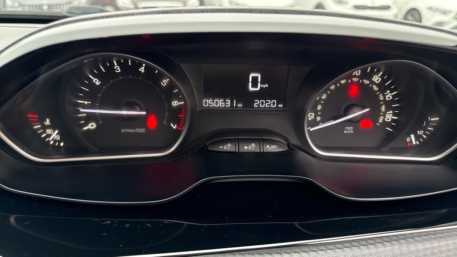 Used Peugeot 2008 2015 for sale - 76403140: Photo 18