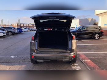 Used Peugeot 3008 2019 for sale - 76980719: Photo