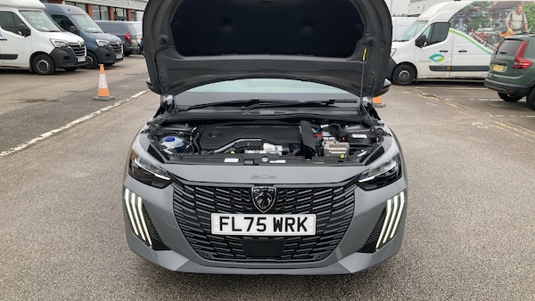 Used Peugeot 208 2025 for sale - 76275888: Photo 8
