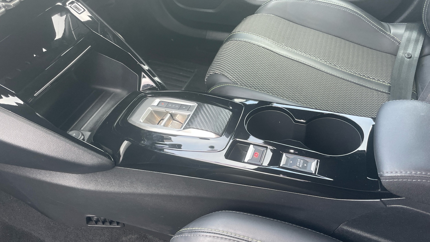 Used Peugeot 2008 2025 for sale - 77997442: Photo 13