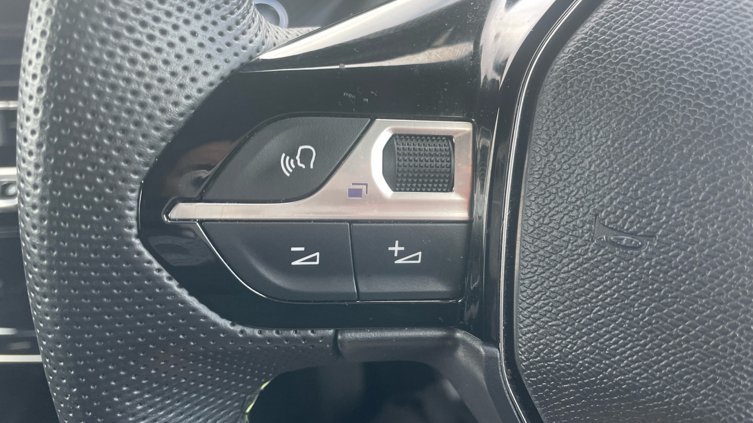 Used Peugeot 2008 2025 for sale - 77997442: Photo 21