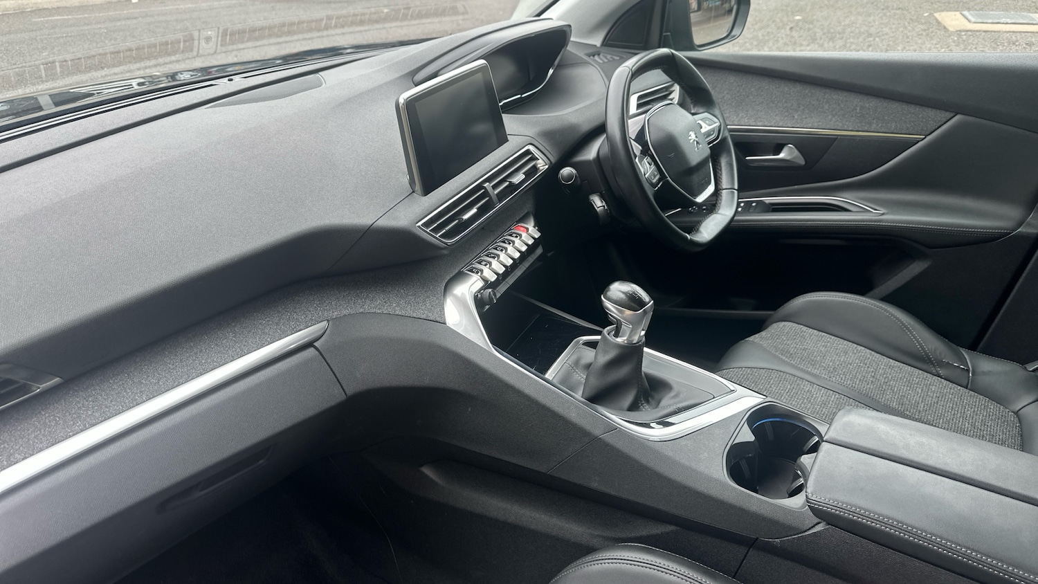 Used Peugeot 3008 2020 for sale - 76413220: Photo 9