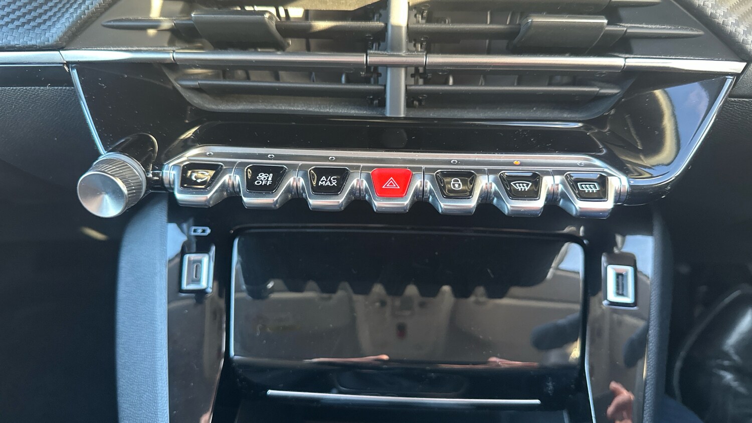 Used Peugeot 208 2023 for sale - 76971828: Photo 25